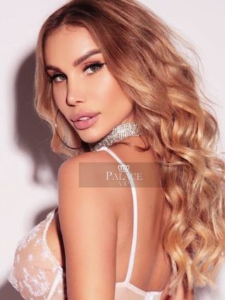 Cameron, 23 years old Russian escort in London 