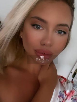 Alena, 20 years old Swedish escort in London 