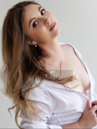 Nelly, 25 years old Russian escort in London 